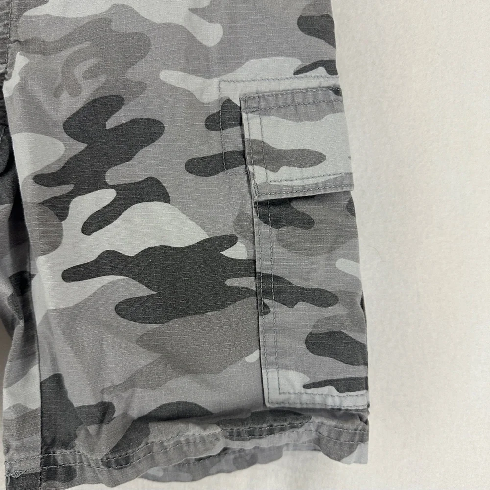The Childrens Place Cargo Pants Youth Boys Size‎ 10 Camo Grey
